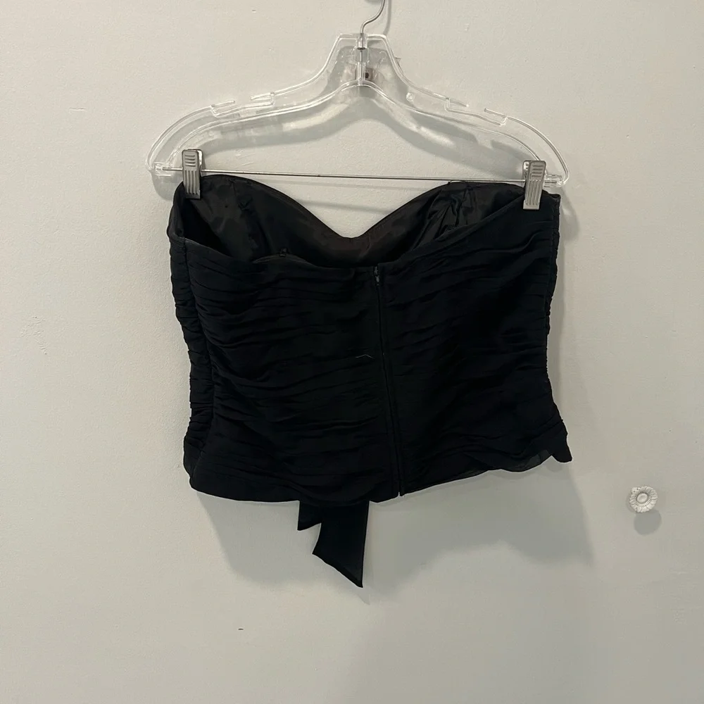 Kay Unger Black Ruched Sleeveless Crop Top - Picture 3 of 3
